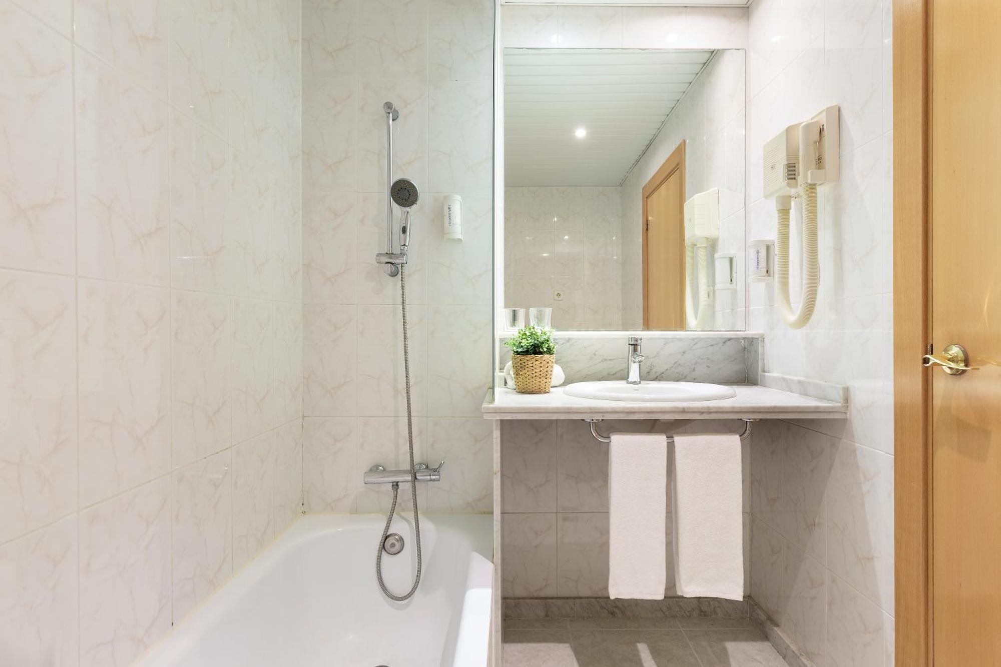 Andreas Apartments Tarragona Ngoại thất bức ảnh